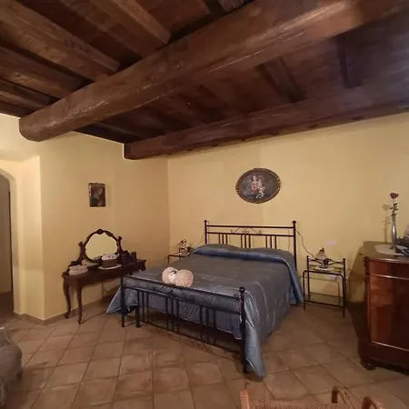 La Casa Del Nonno Apartment *